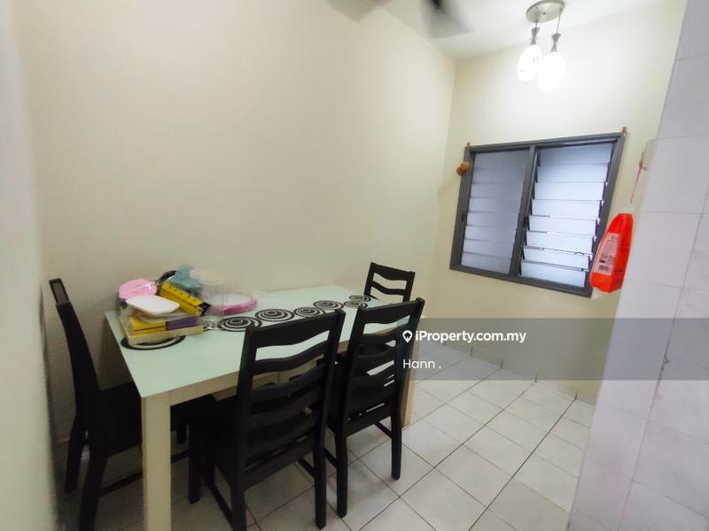 2-storey Terraced House for Sale in TAMAN PUCHONG UTAMA, Puchong by Hann - Dining Room - iProperty.com.my