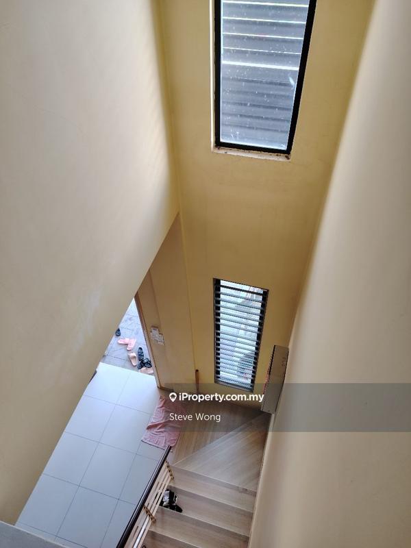 Rumah Berangkai 3 Tingkat untuk Dijual di Taman Puncak Jalil, Seri Kembangan oleh Steve Wong - iProperty.com.my