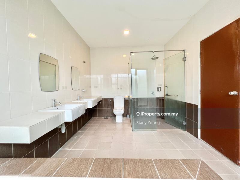 Rumah Berkembar untuk Dijual di Batu 9, Cheras oleh Stacy Young - iProperty.com.my
