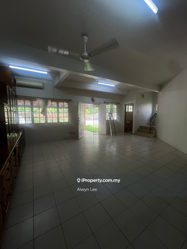 Rumah Teres 2.5-Tingkat untuk Dijual di Taman Minang Ria, Cheras oleh Alwyn Lee - iProperty.com.my