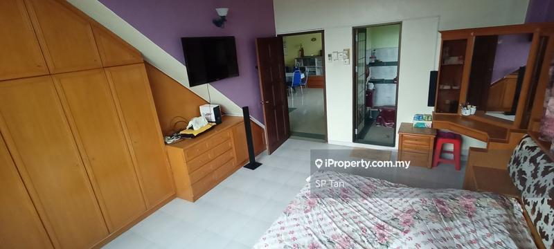 Bungalow House for Sale in Tangkak town, Tangkak by SP Tan - iProperty.com.my