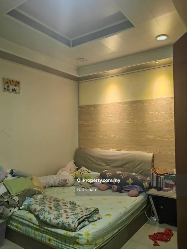 1.5-storey Terraced House for Sale in Jalan Ipoh, Kuala Lumpur by Nat Chan - iProperty.com.my