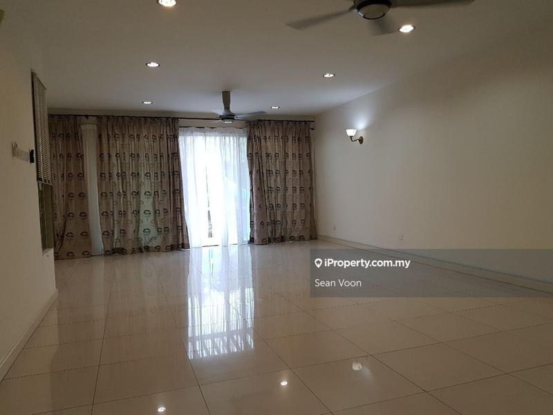 For Sale - Ara Hill Condominium