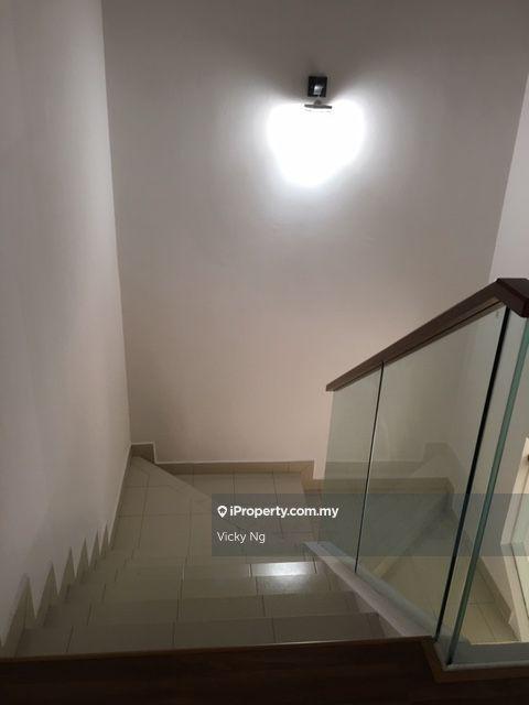 Rumah Teres 2-Tingkat untuk Dijual di Taman Tasik Prima, Puchong oleh Vicky Ng - iProperty.com.my
