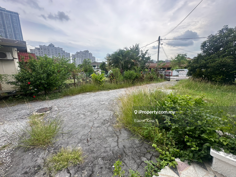 Bungalow House for Sale in Taman Kanagapuram, Petaling Jaya by Elaine Kow - iProperty.com.my
