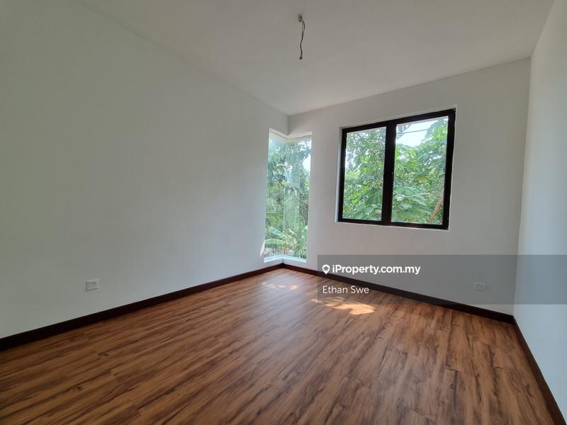 Bungalow House for Sale in Bukit Rahman Putra, Sungai Buloh by Ethan Swe - iProperty.com.my