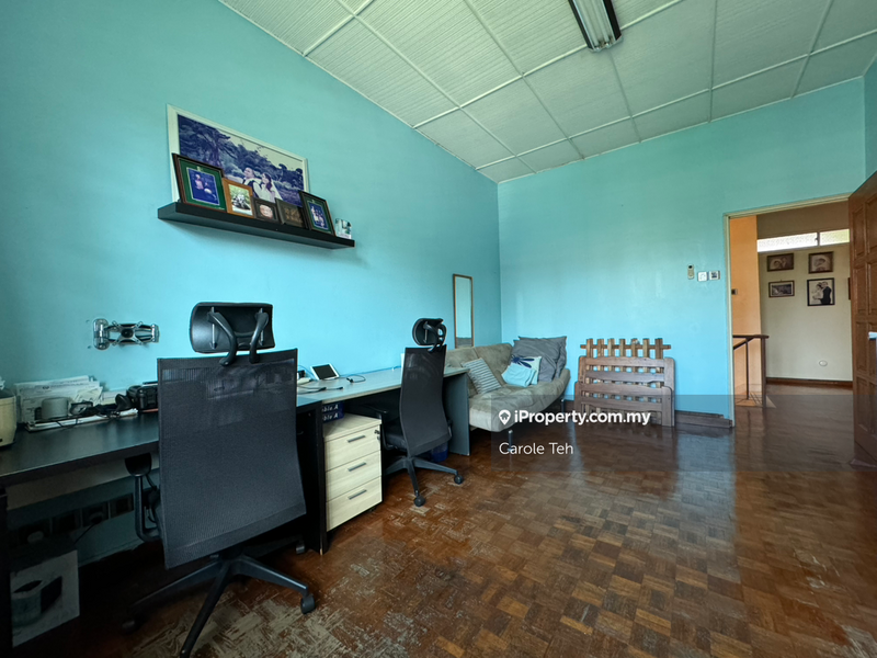 Semi-Detached House for Sale in Taman Overseas Union (Taman Oug), Jalan Klang Lama (Old Klang Road) by Carole Teh - iProperty.com.my