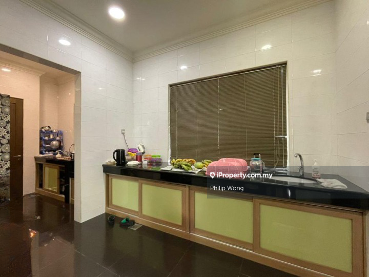 Bungalow House untuk Dijual di Taman Equine, Seri Kembangan oleh Philip Wong - iProperty.com.my