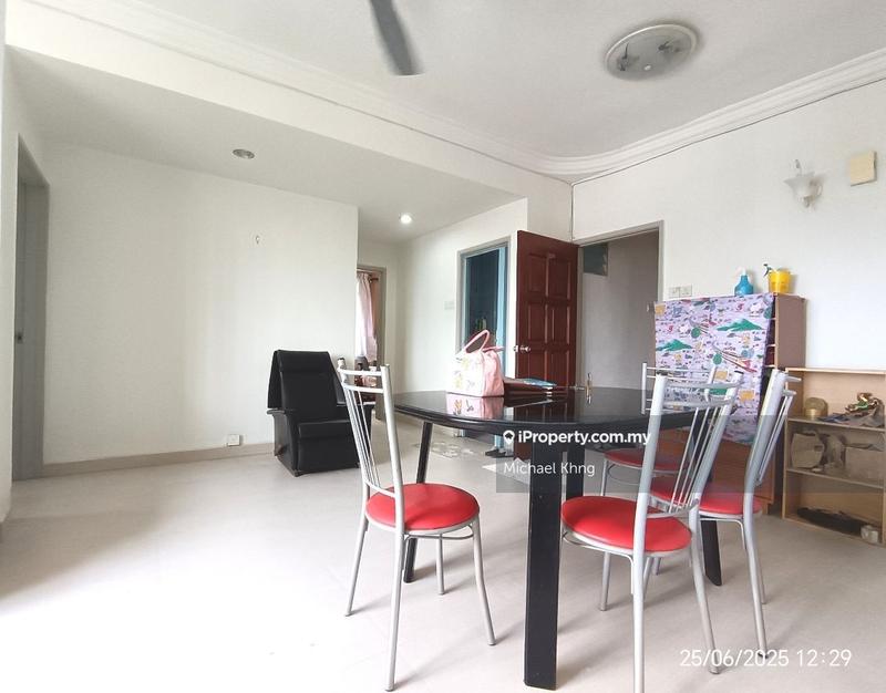 Kondominium untuk Dijual di Azuria Condominium oleh Michael Khng - iProperty.com.my