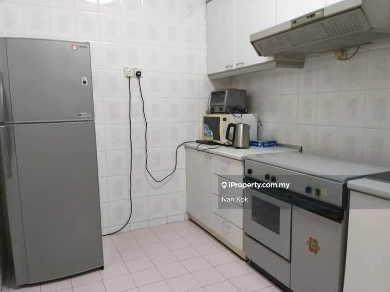 Kondominium untuk Dijual di Mutiara Oriental oleh Ivan Kok - iProperty.com.my