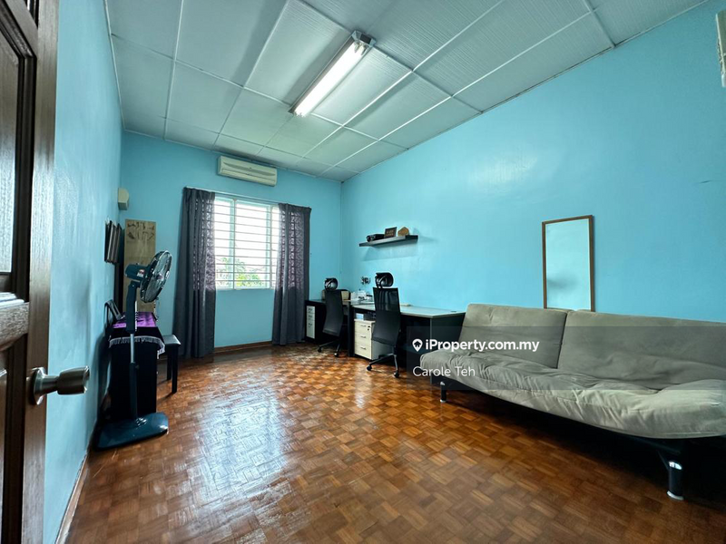 Semi-Detached House for Sale in Taman Overseas Union (Taman Oug), Jalan Klang Lama (Old Klang Road) by Carole Teh - iProperty.com.my