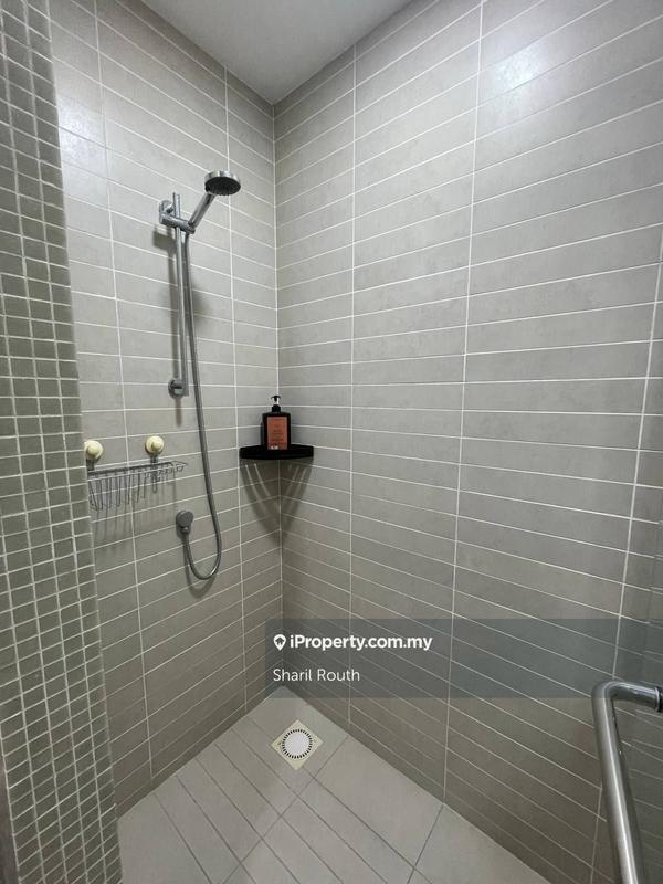 Kondominium untuk Dijual di Hampshire Park Condominium oleh Sharil Routh - iProperty.com.my