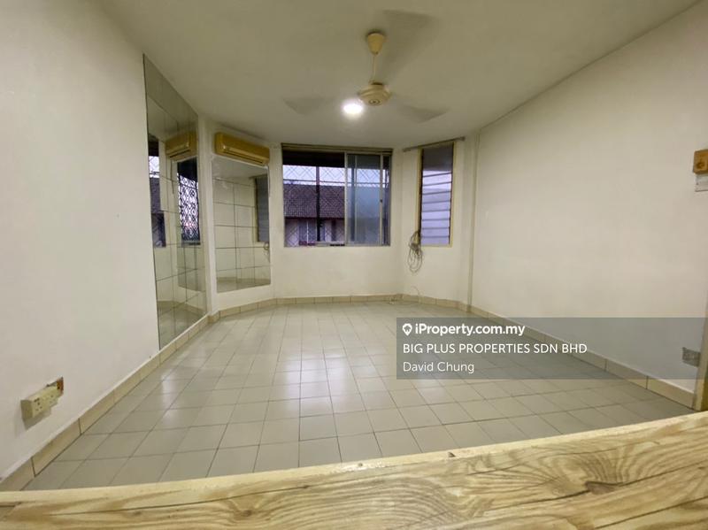 For Rent - Rampai Court