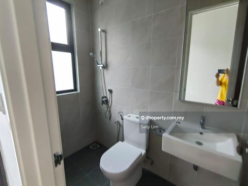 Rumah Berangkai 2.5 Tingkat untuk Dijual di Taman Puncak Jalil, Seri Kembangan oleh Sally Lim - iProperty.com.my