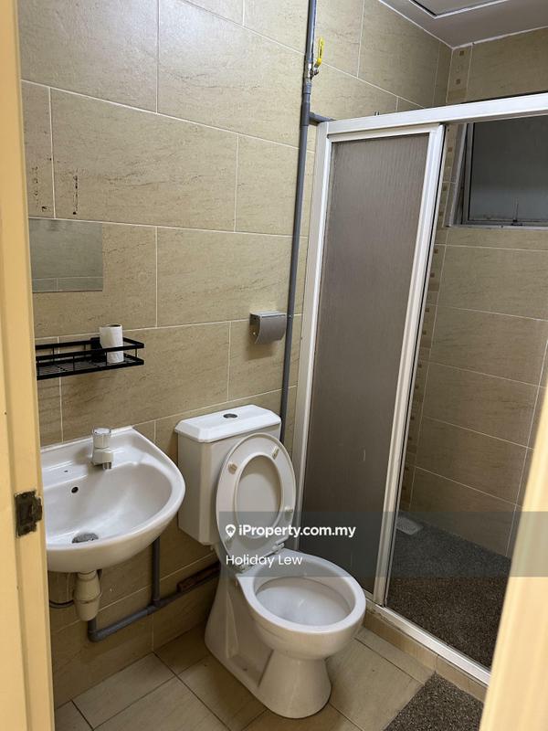 Residensi Servis untuk Disewa di Kuchai Avenue oleh Holiday Lew - Bathroom - iProperty.com.my