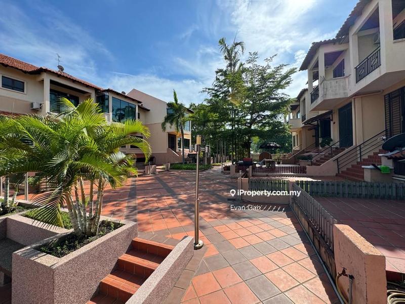 For Sale - Casa Villa