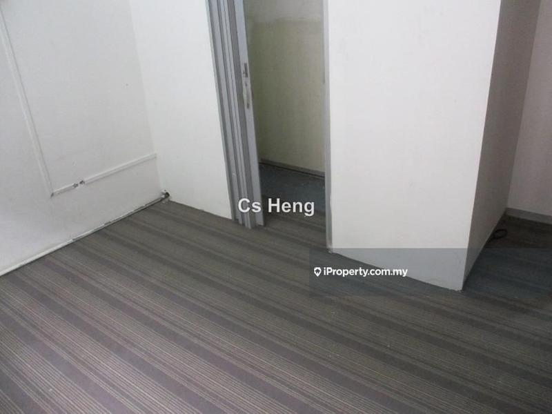 Office for Sale in Taman Sri Batu Caves, Batu Caves by Cs Heng - iProperty.com.my