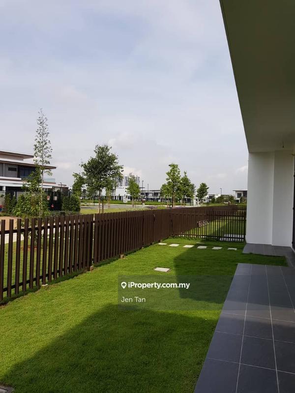 Rumah Berkembar untuk Disewa di Eco Sanctuary, Telok Panglima Garang oleh Jen Tan - iProperty.com.my