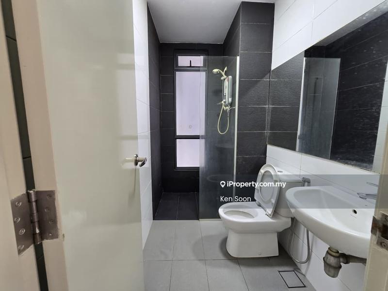 Residensi Servis untuk Disewa di Utropolis Urbano oleh Ken Soon - Bathroom - iProperty.com.my