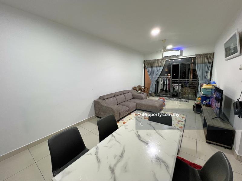 Condominium for Sale in Ameera Residence by I.K. - Living Room - iProperty.com.my