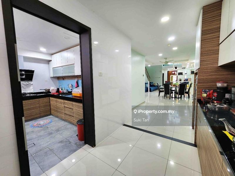 3-storey Terraced House for Sale in Lake Fields, Sungai Besi by Suki Tan - iProperty.com.my