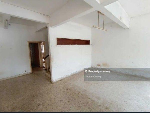 Rumah Teres 2-Tingkat untuk Dijual di Taman Overseas Union (Taman Oug), Jalan Klang Lama (Old Klang Road) oleh Jackie Chong - iProperty.com.my