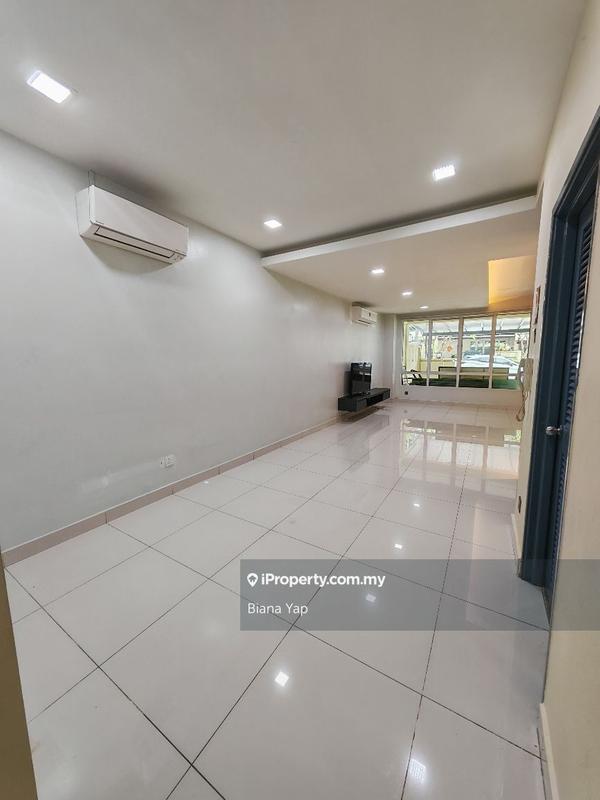2.5-storey Terraced House for Sale in Impian Villas, Mont Kiara by Biana Yap - iProperty.com.my