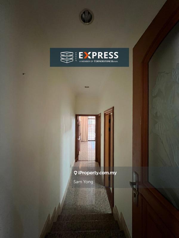 Semi-Detached House for Sale in Pujut, Miri by Sam Yong - iProperty.com.my