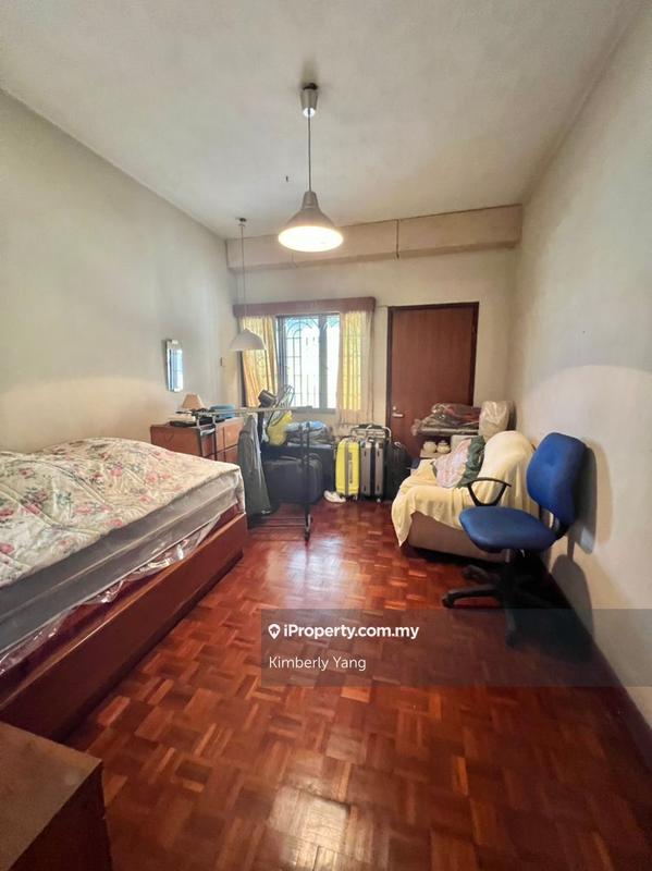 Banglo untuk Dijual di TAMAN DESA-WELL DESIGNED HOUSE, NICE VIEWS!, Taman Desa oleh Kimberly Yang - iProperty.com.my
