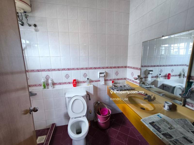 Rumah Berkembar untuk Dijual di Bukit Rahman Putra, Sungai Buloh oleh Kendro Lee - iProperty.com.my