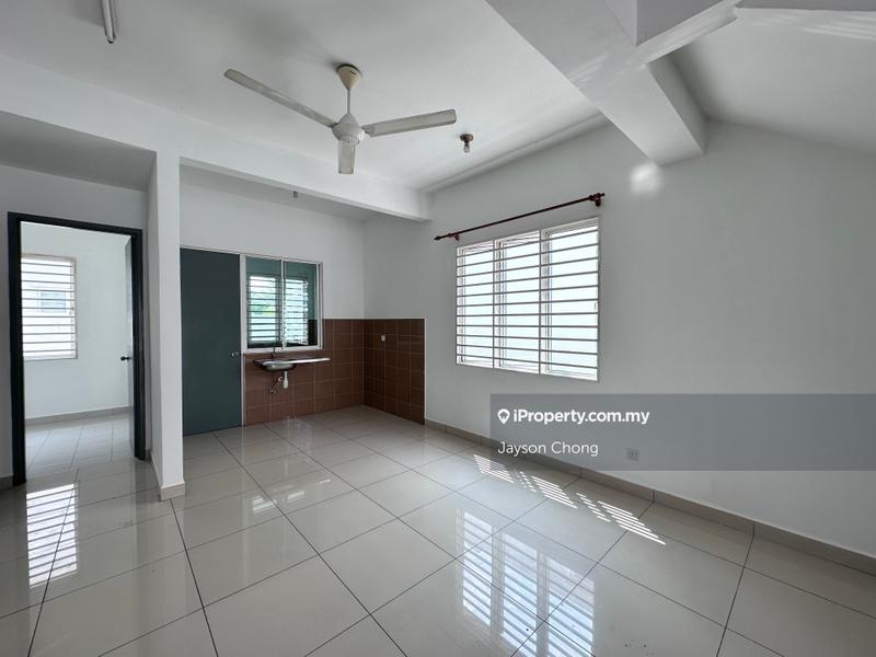 Rumah Teres 2-Tingkat untuk Dijual di Taman Tiara East, Semenyih oleh Jayson Chong - iProperty.com.my