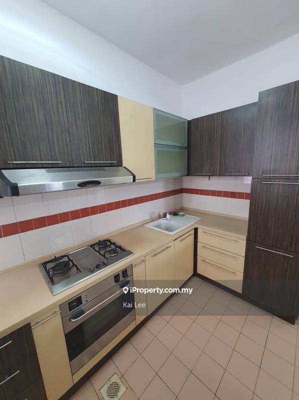 For Sale - Lakes Condominiums / Pangsapuri Tasik