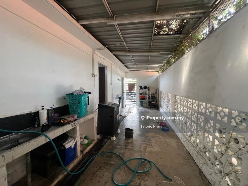 Bungalow House for Sale in Tanjung Bungah, Penang by Lewis Kam - iProperty.com.my