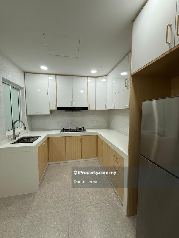 For Rent - Evergreen Park Acorn & Hazel