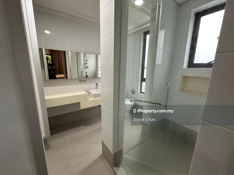 Bungalow House for Rent in Bluwater Estate, Seri Kembangan by Joyce Chan - iProperty.com.my