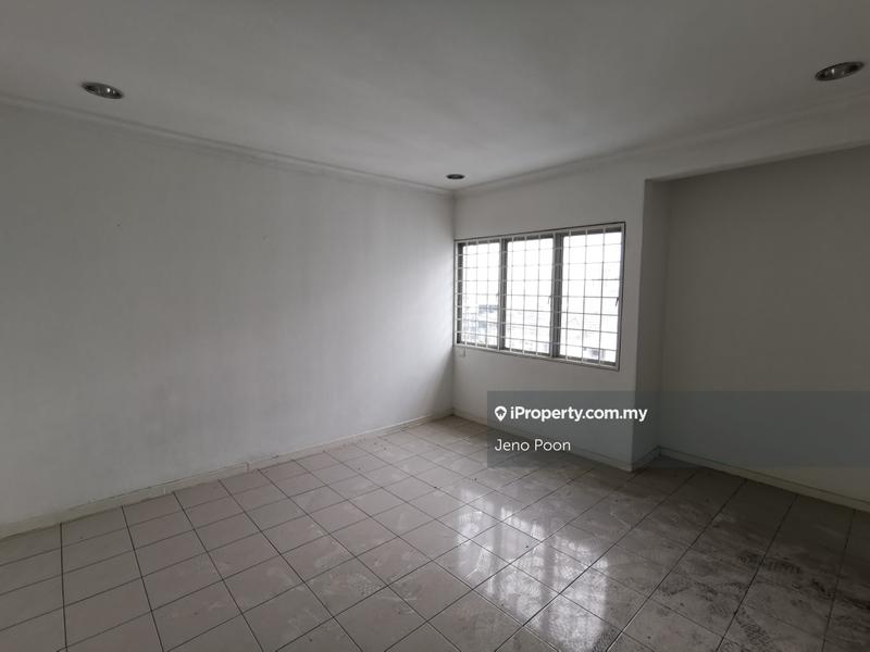 Kondominium untuk Dijual di De Tropicana oleh Jeno Poon - iProperty.com.my