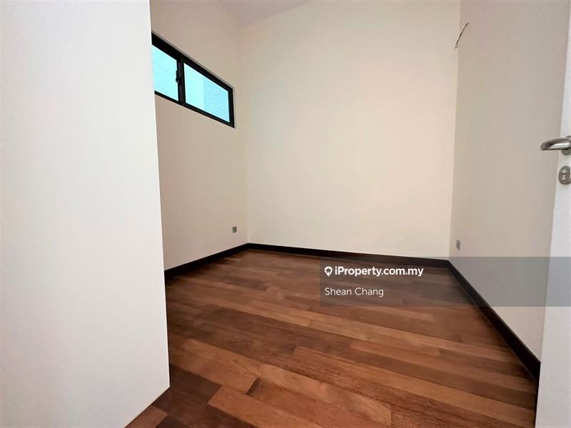 Service Residence for Sale in Senada Residence @ KLGCC Resort by Shean Chang - iProperty.com.my