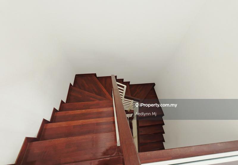 Rumah Teres 2.5-Tingkat untuk Dijual di Puchong, Selangor oleh Aedlynn Mj - iProperty.com.my