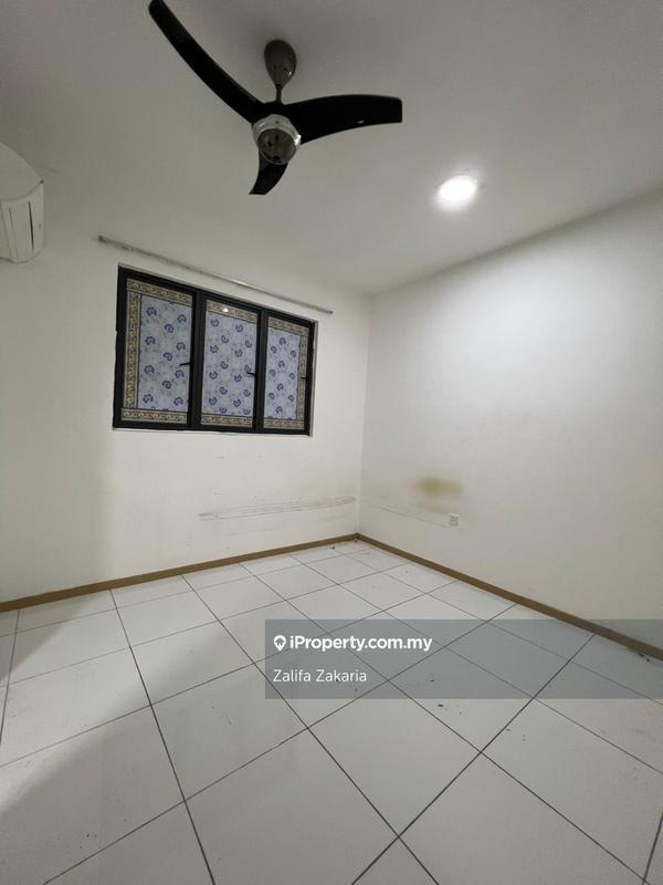 Residensi Servis untuk Dijual di Vista Alam oleh Zalifa Zakaria - iProperty.com.my
