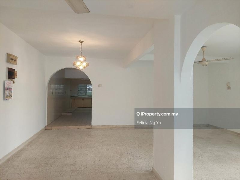 Rumah Teres 2-Tingkat untuk Dijual di SS3, Petaling Jaya oleh Felicia Ng Yp - iProperty.com.my