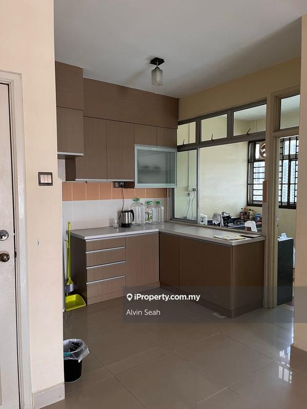 Pangsapuri untuk Dijual di Kipark Apartment oleh Alvin Seah - iProperty.com.my