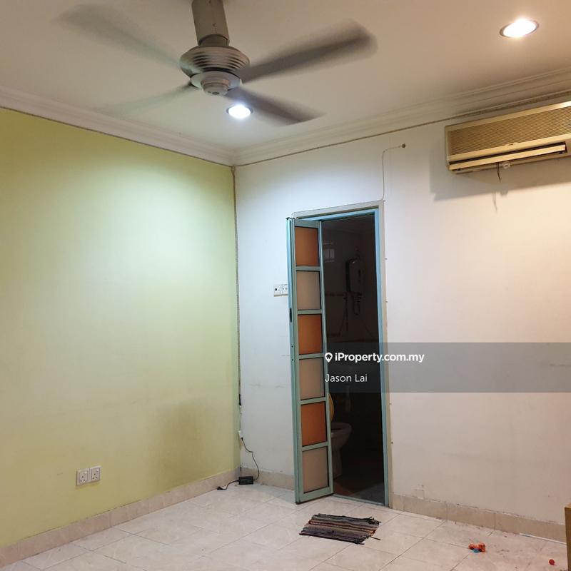 Rumah Berangkai 2.5 Tingkat untuk Dijual di Saujana Damansara, Damansara Damai, Petaling Jaya, Damansara Damai oleh Jason Lai - iProperty.com.my