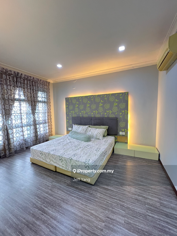 Kondominium untuk Dijual di The Straits View Condominium oleh Jeff Yang - iProperty.com.my