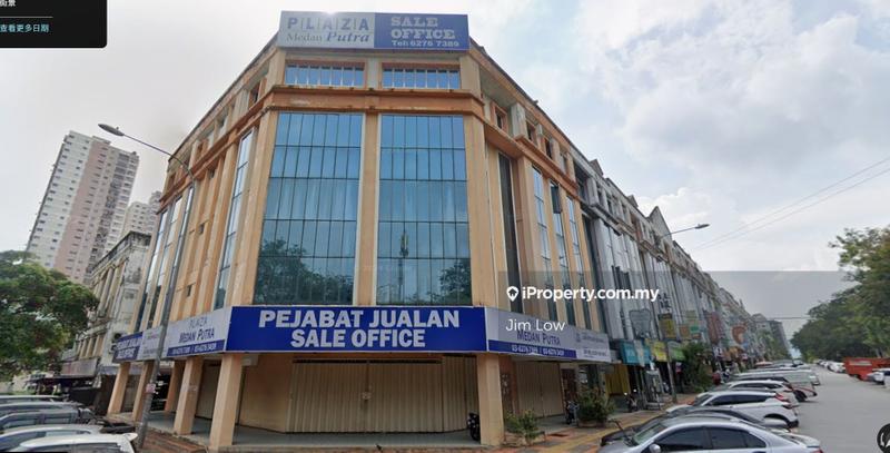 For Sale - Medan Putra Menjalara , good / prime location for investment or own use