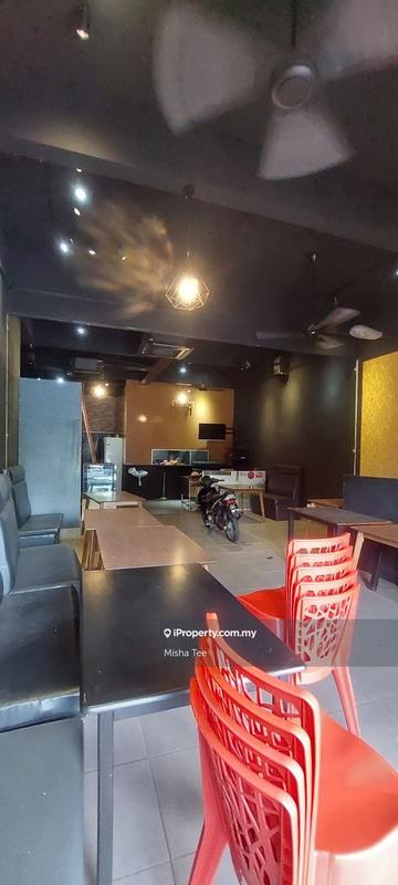 Shop / Office for Sale in Bandar Putra Permai, Seri Kembangan by Misha Tee - iProperty.com.my
