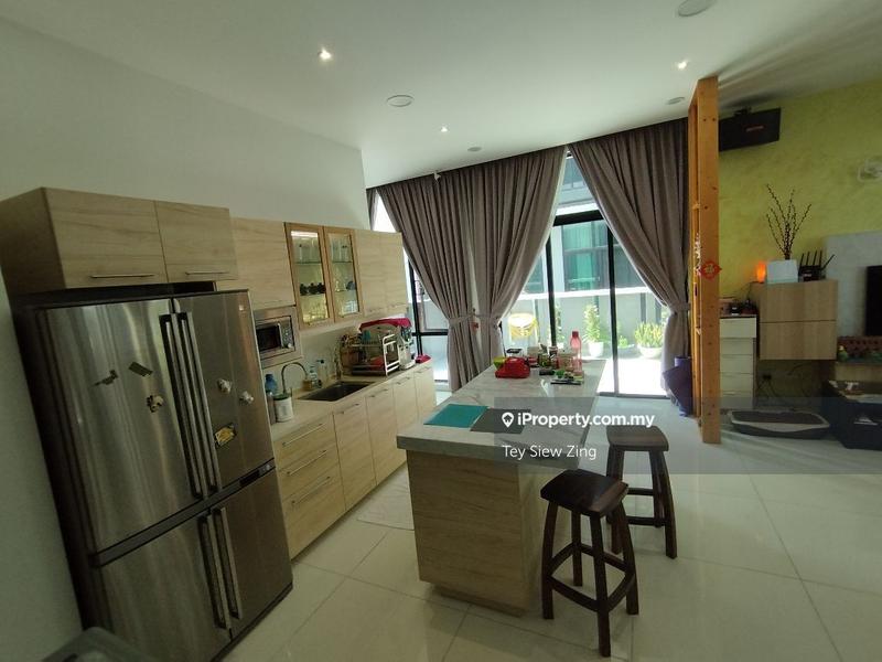 Rumah Berkembar untuk Dijual di Taman Bukit Serdang, Seri Kembangan oleh Tey Siew Zing - iProperty.com.my