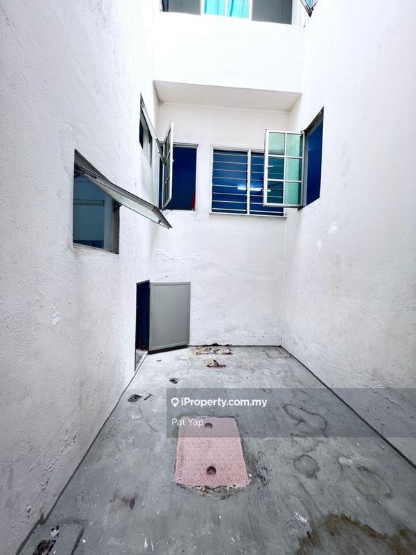 Rumah Teres 2-Tingkat untuk Dijual di Seputeh, Kuala Lumpur oleh Pat Yap - iProperty.com.my