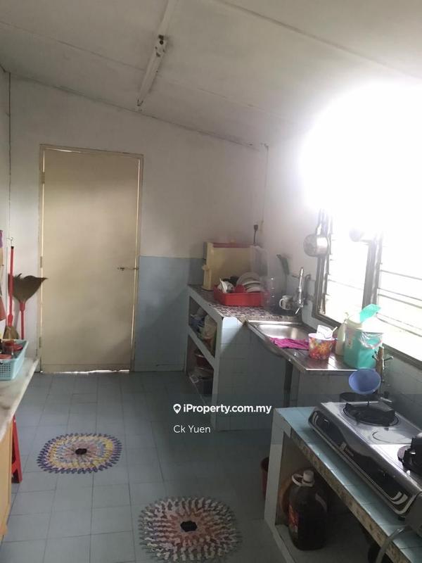 Bungalow House for Sale in Taman Victoria, Ipoh by Ck Yuen - iProperty.com.my