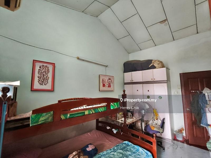 Rumah Teres untuk Dijual di Taman Connaught, Cheras oleh Henry Chia - iProperty.com.my