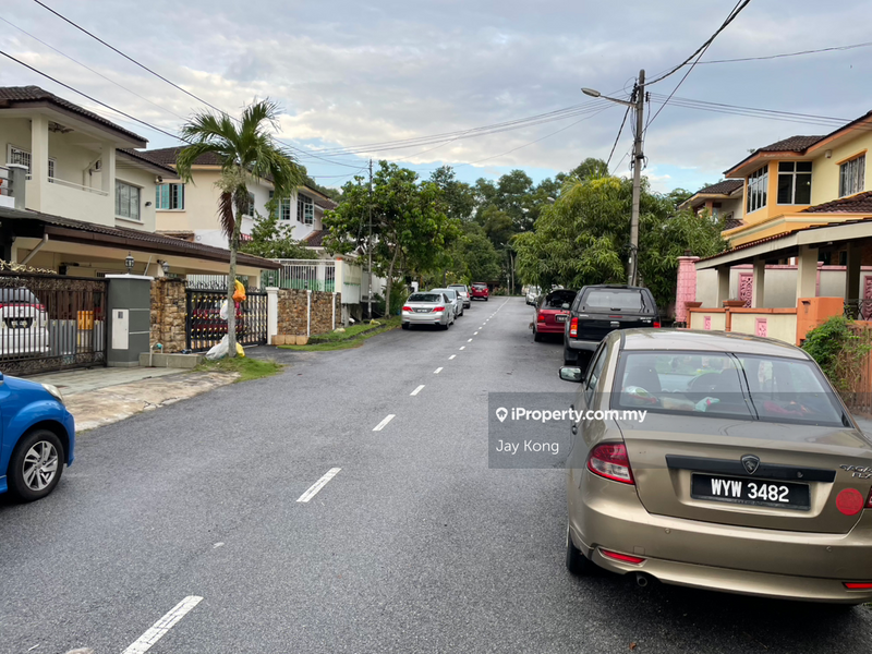 Semi-Detached House for Sale in Bandar Putra Permai, Seri Kembangan by Jay Kong - iProperty.com.my